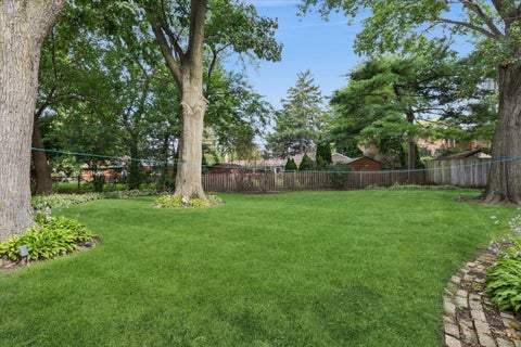 Tiny photo for 2392 MANOR Lane, Park Ridge, IL 60068 (MLS # 12759391)