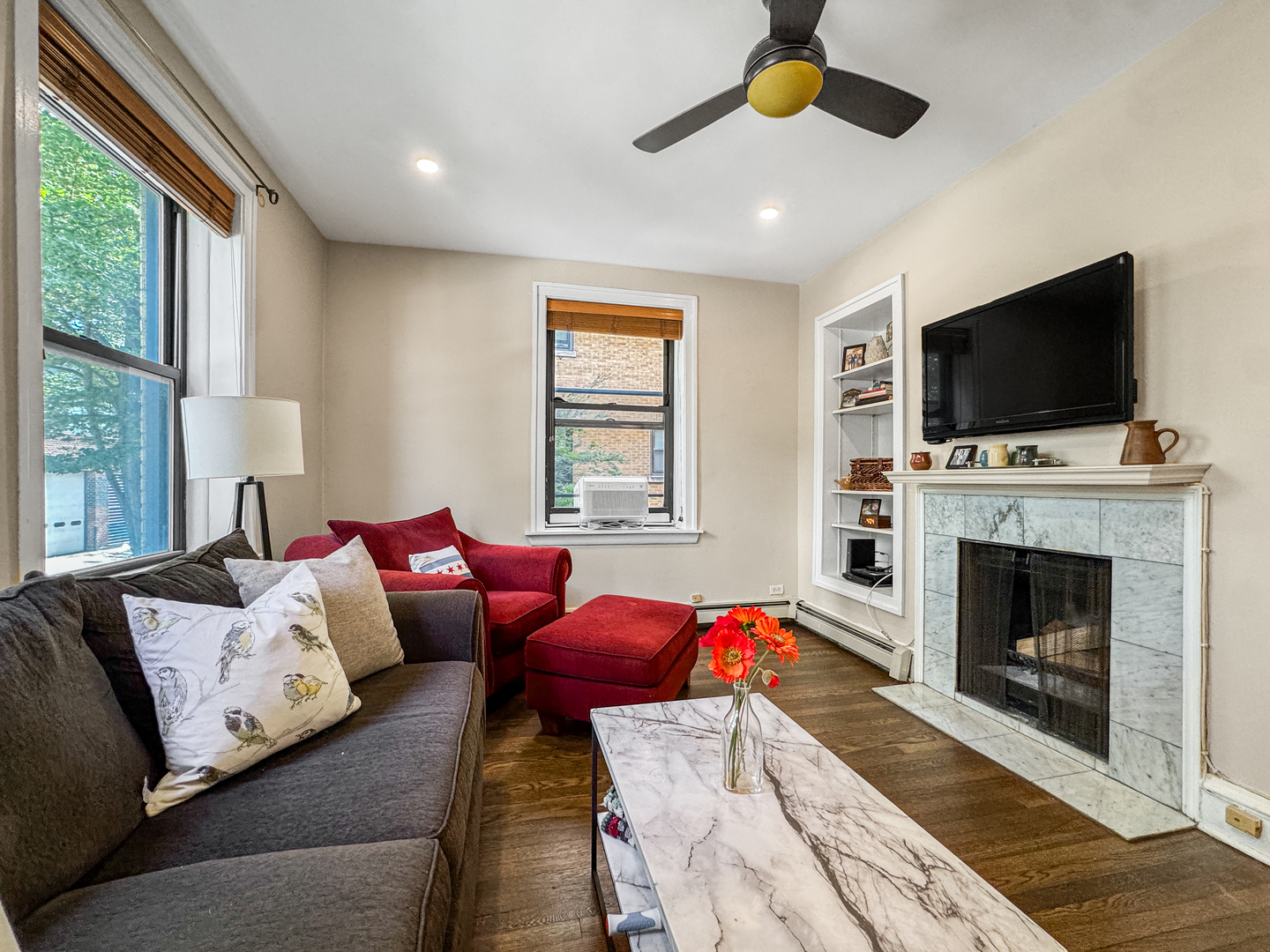 636 W WAVELAND Avenue 1A