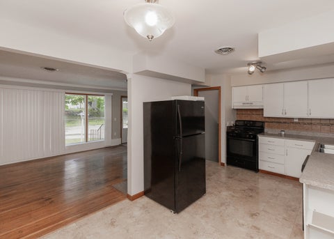Tiny photo for 1844 31st Street, Moline, IL 61265 (MLS # 12680353)