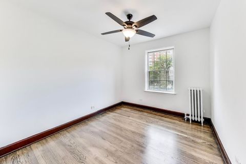 Tiny photo for 1103 Holley Court #207, Oak Park, IL 60301 (MLS # 12487108)