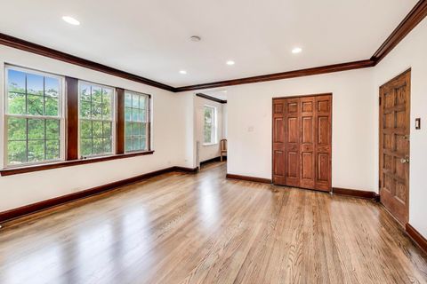 Tiny photo for 1103 Holley Court #207, Oak Park, IL 60301 (MLS # 12487108)
