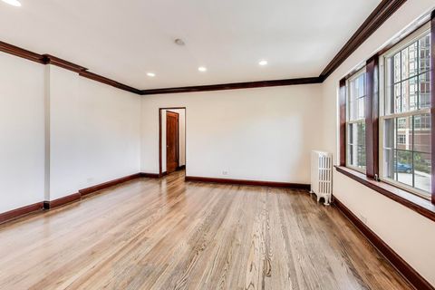 Tiny photo for 1103 Holley Court #207, Oak Park, IL 60301 (MLS # 12487108)