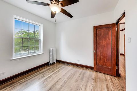 Tiny photo for 1103 Holley Court #207, Oak Park, IL 60301 (MLS # 12487108)