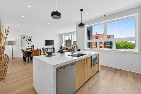 Tiny photo for 1345 W Grand Avenue #4N, Chicago, IL 60642 (MLS # 12641027)