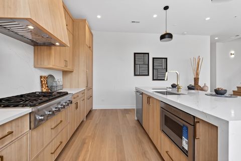 Tiny photo for 1345 W Grand Avenue #4N, Chicago, IL 60642 (MLS # 12641027)