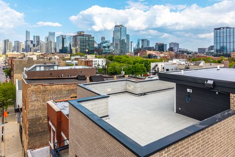 Tiny photo for 1345 W Grand Avenue #4N, Chicago, IL 60642 (MLS # 12641027)