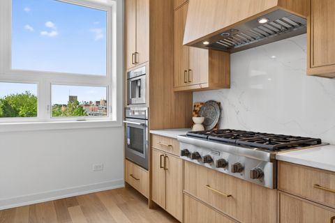 Tiny photo for 1345 W Grand Avenue #4N, Chicago, IL 60642 (MLS # 12641027)
