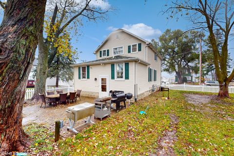 A home in Grant Park