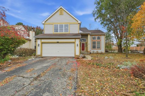 Photo of 684 N Autumn Circle, Lindenhurst, IL 60046 (MLS # 12506806)