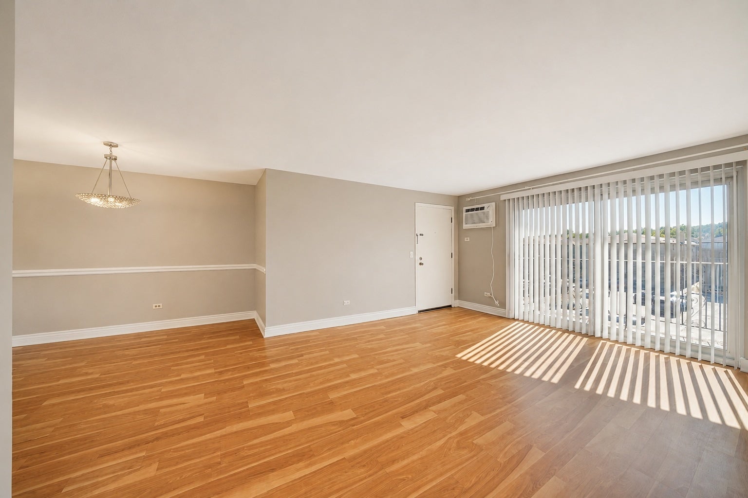 8701 W FOSTER Avenue 307