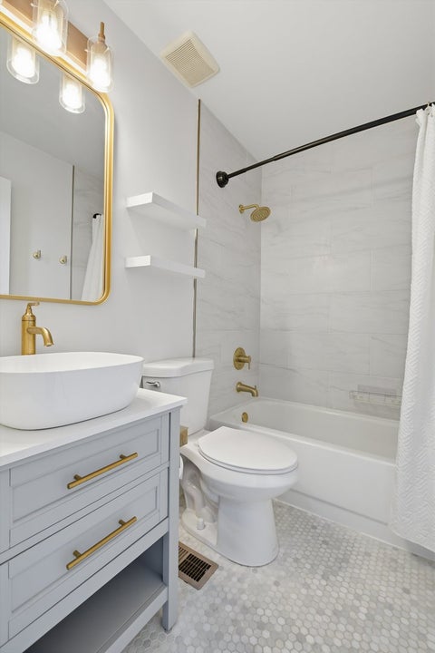 Tiny photo for 1437 S Plymouth Court #H, Chicago, IL 60605 (MLS # 12711361)