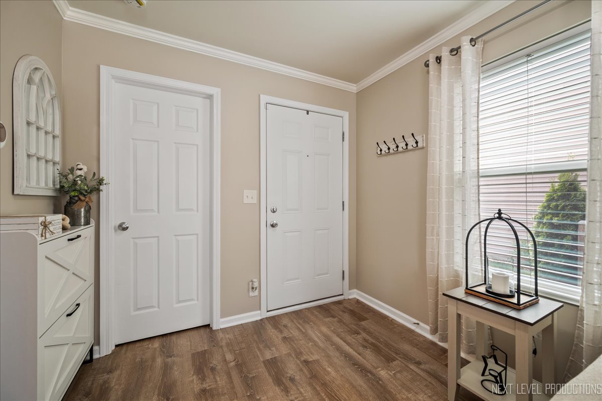 2520 Carlisle Lane
