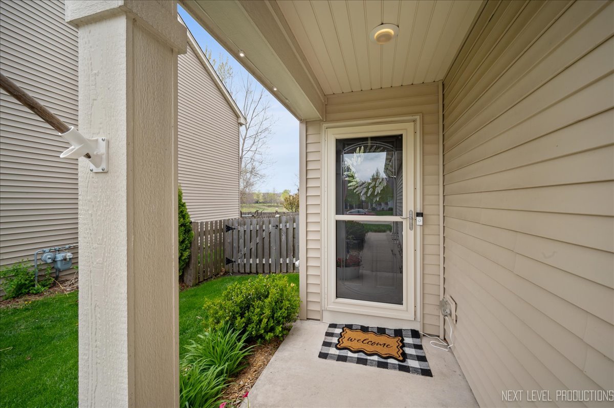 2520 Carlisle Lane