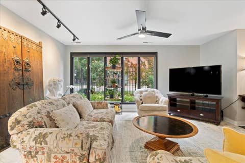 Tiny photo for 945 S PARK Terrace, Chicago, IL 60605 (MLS # 12697386)