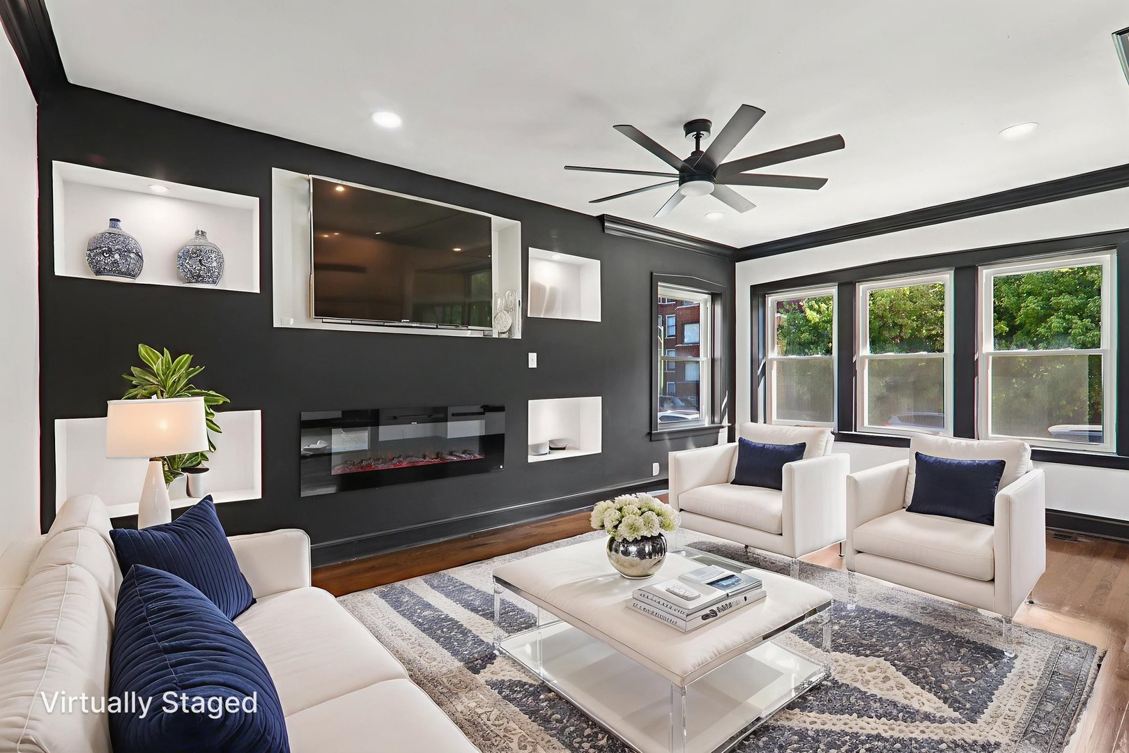 8032 S Carpenter Street