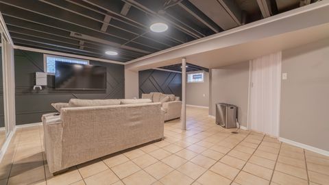 Tiny photo for 10719 S Avenue L, Chicago, IL 60617 (MLS # 12502476)