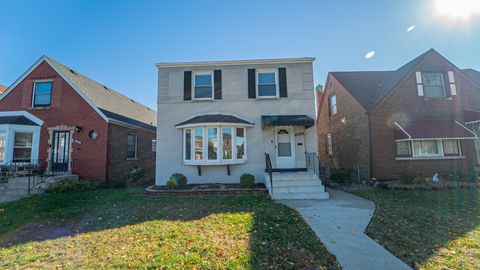 Tiny photo for 10719 S Avenue L, Chicago, IL 60617 (MLS # 12502476)
