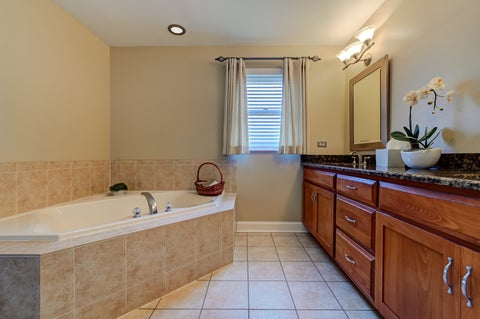 Tiny photo for 1720 Tower Hill Drive, Woodridge, IL 60517 (MLS # 12695373)