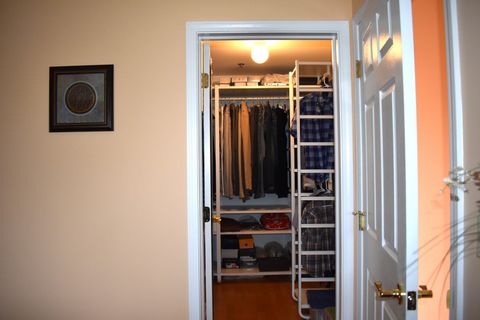 Tiny photo for 451 TOWN PLACE Circle #307, Buffalo Grove, IL 60089 (MLS # 12629492)