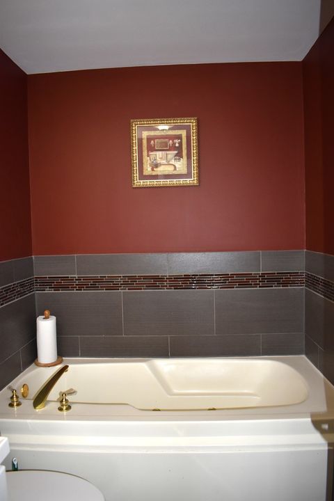 Tiny photo for 451 TOWN PLACE Circle #307, Buffalo Grove, IL 60089 (MLS # 12629492)