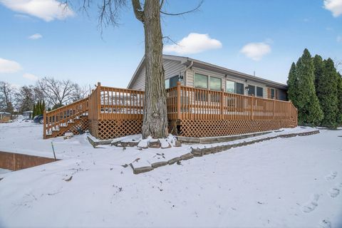 Tiny photo for 194 Fossil Cove Lane, Wilmington, IL 60481 (MLS # 12523233)
