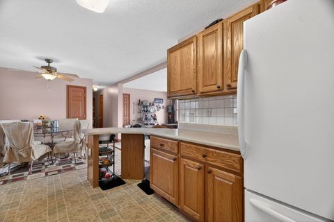 Tiny photo for 194 Fossil Cove Lane, Wilmington, IL 60481 (MLS # 12523233)