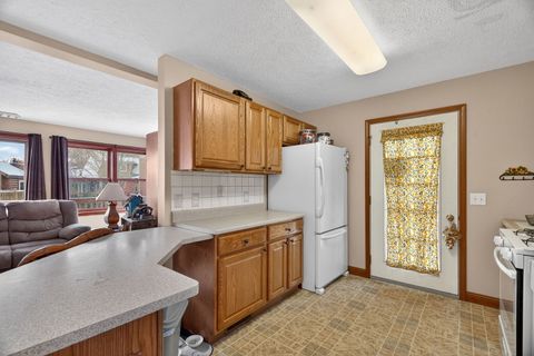 Tiny photo for 194 Fossil Cove Lane, Wilmington, IL 60481 (MLS # 12523233)