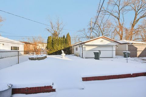 Tiny photo for 15519 Ellis Avenue, Dolton, IL 60419 (MLS # 12556919)
