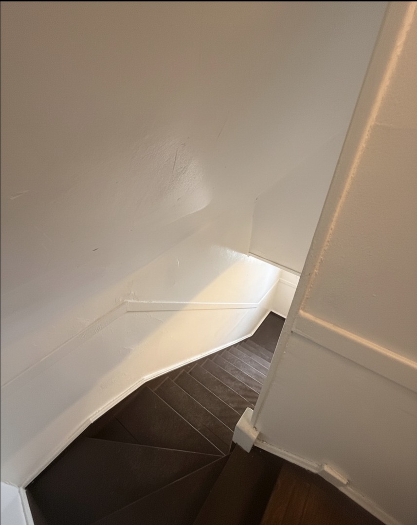 5958 S Winchester Avenue