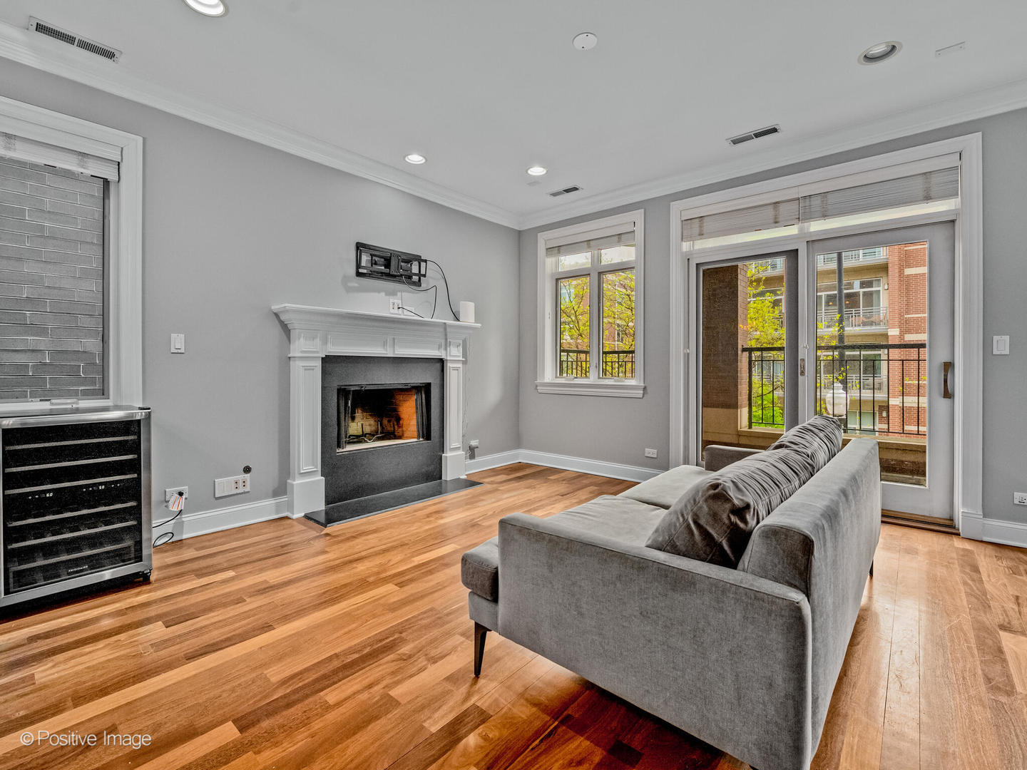 1047 W Monroe Street 2