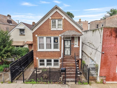 Photo of 2706 S Trumbull Avenue, Chicago, IL 60623 (MLS # 12771147)
