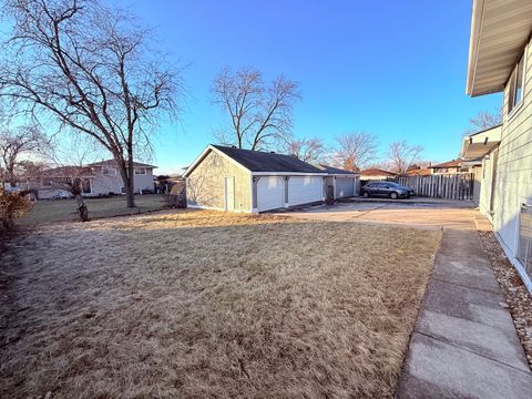 Tiny photo for 19816 Orchard Avenue, Lynwood, IL 60411 (MLS # 12546958)