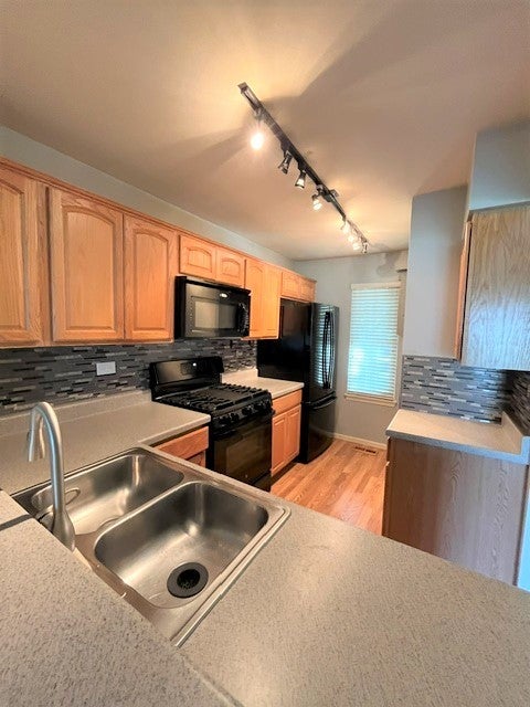 Tiny photo for 128 Crab Tree Drive, Westmont, IL 60559 (MLS # 12789474)