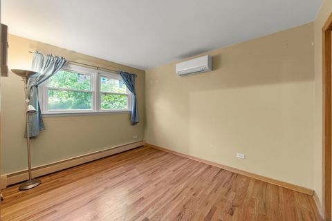 Tiny photo for 18000 Armitage Court, Homewood, IL 60430 (MLS # 12510824)