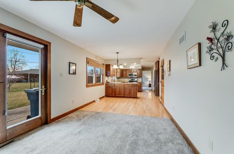 Tiny photo for 1724 Lincoln Avenue, Crest Hill, IL 60403 (MLS # 12562431)