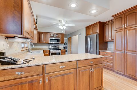 Tiny photo for 1724 Lincoln Avenue, Crest Hill, IL 60403 (MLS # 12562431)