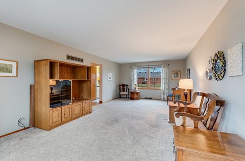 Tiny photo for 1724 Lincoln Avenue, Crest Hill, IL 60403 (MLS # 12562431)