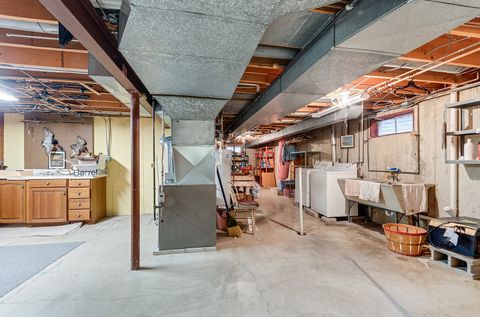 Tiny photo for 1724 Lincoln Avenue, Crest Hill, IL 60403 (MLS # 12562431)