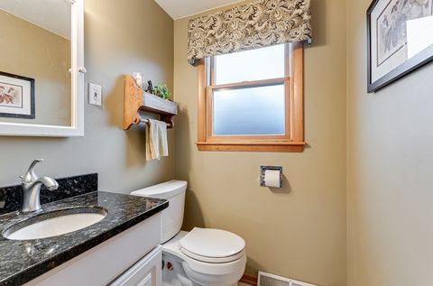 Tiny photo for 1724 Lincoln Avenue, Crest Hill, IL 60403 (MLS # 12562431)