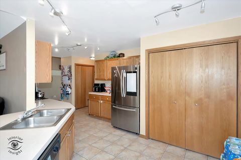 Tiny photo for 325 Hunters Drive, Beecher, IL 60401 (MLS # 12422153)