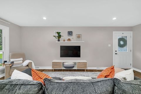 Tiny photo for 2533 Hickory Road, Homewood, IL 60430 (MLS # 12572337)