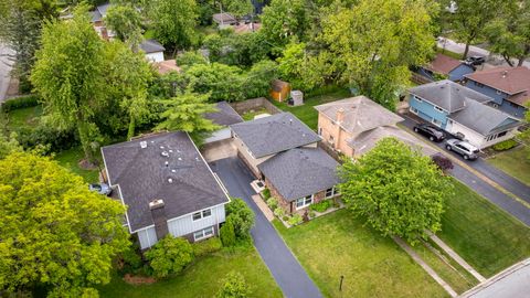 Tiny photo for 2533 Hickory Road, Homewood, IL 60430 (MLS # 12572337)