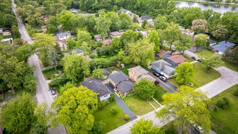 Tiny photo for 2533 Hickory Road, Homewood, IL 60430 (MLS # 12572337)
