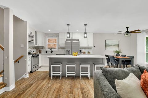 Tiny photo for 2533 Hickory Road, Homewood, IL 60430 (MLS # 12572337)