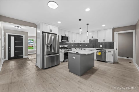 Tiny photo for 943 Oxford Street, Downers Grove, IL 60516 (MLS # 12773486)