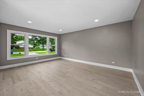 Tiny photo for 943 Oxford Street, Downers Grove, IL 60516 (MLS # 12773486)