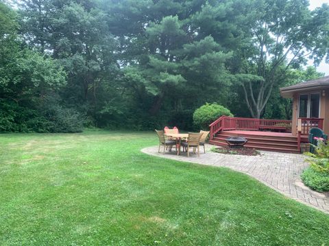 Tiny photo for 6411 Pontiac Drive, Indian Head Park, IL 60525 (MLS # 12447383)