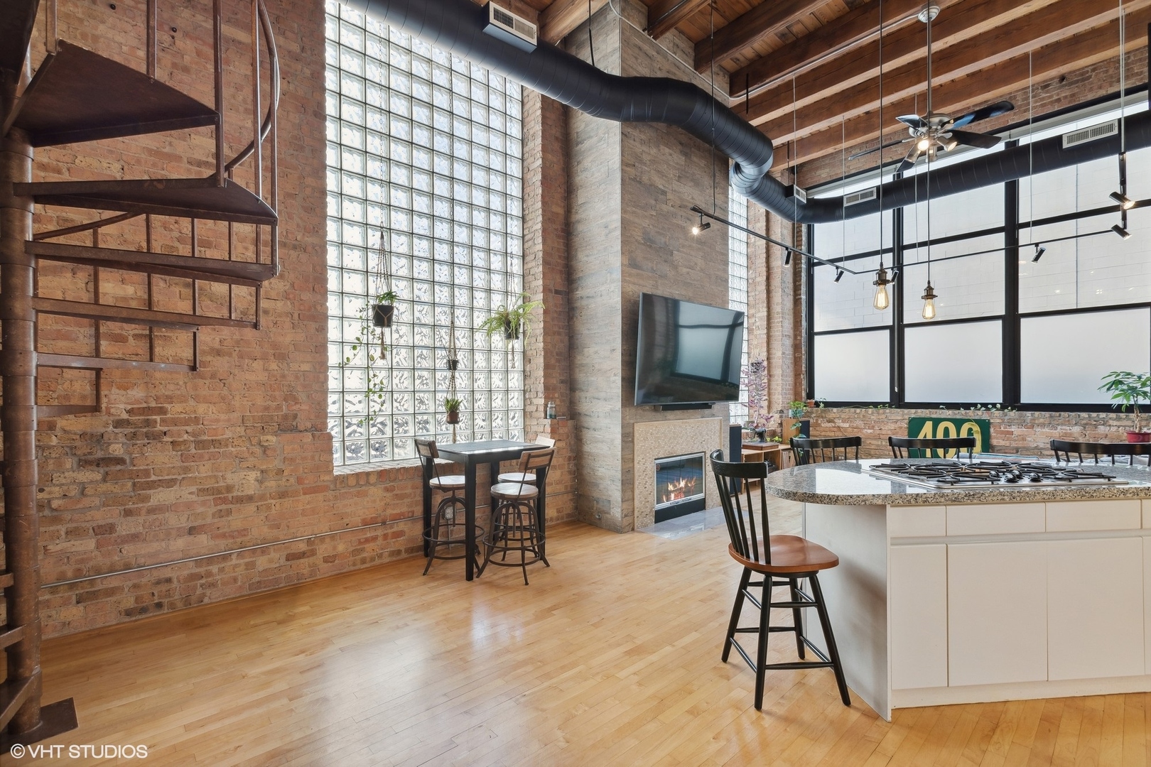11 N Green Street 2A