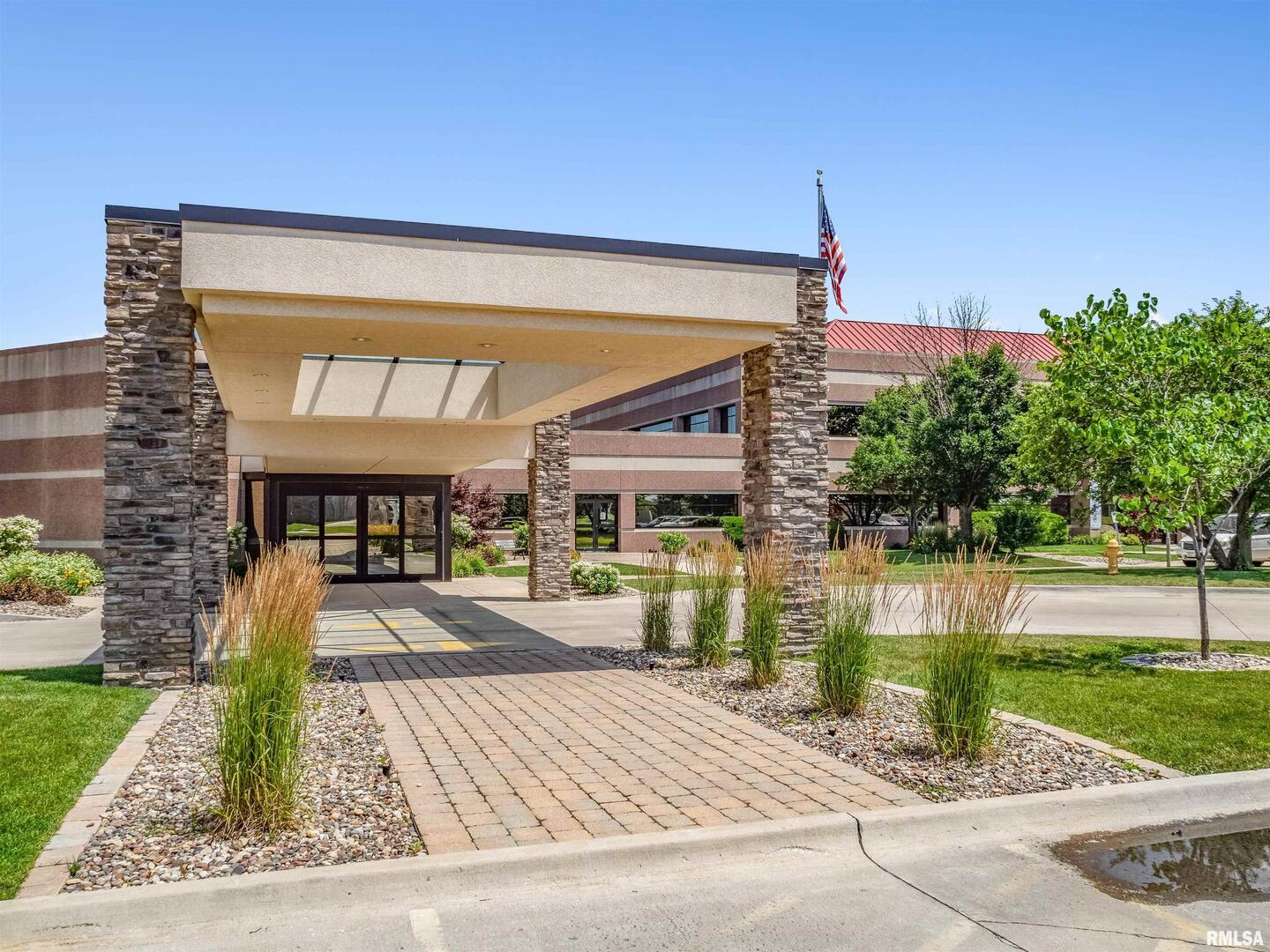 3385 DEXTER Court 3-220