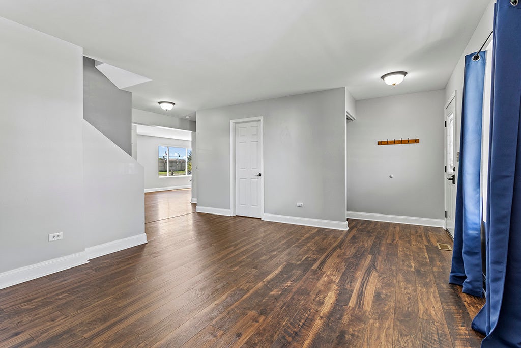 2210 Crescent Street